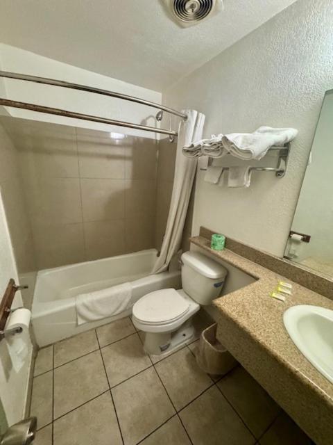 Golden Star Inn San Bernardino Pokoj fotografie